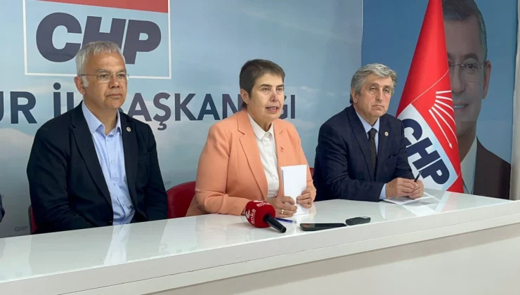 CHP heyeti, Burdur’da diyalize girdikten sonra rahatsızlanan hastalarla ilgili incelemelerini tamamladı: “Bu olayın dünyada örneği yok, Sağlık Bakanlı