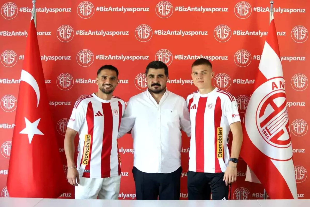 Antalyaspor’da İmza Töreni