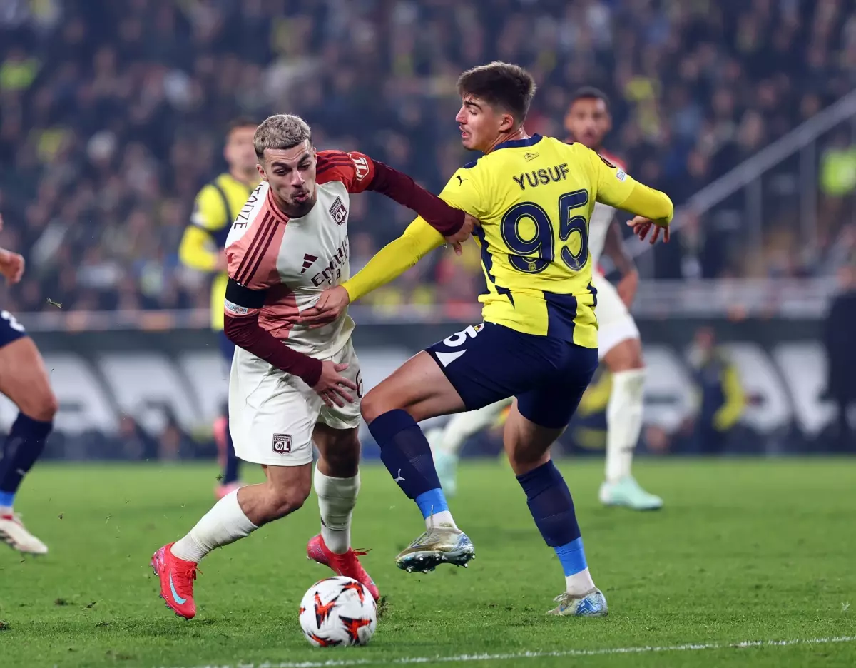 Fenerbahçe ve Lyon 0-0 Berabere Kaldı