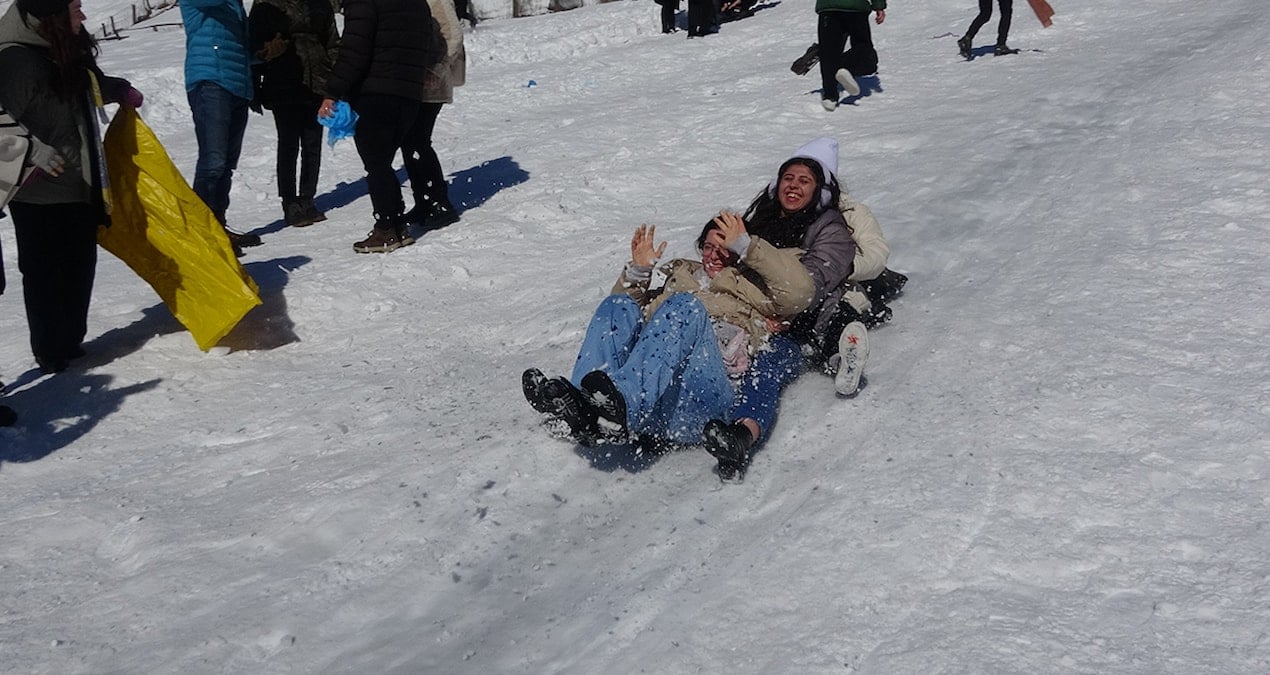 Rize Ayder’de kar festivali kayakla başladı